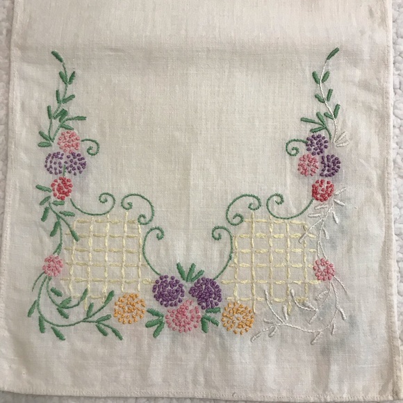 Other - Vintage Hand-Embroidered Linen